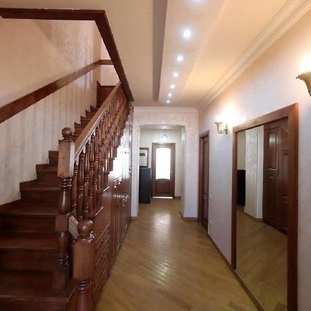 Tumanyan Hostel And Tours Yerevan Room photo
